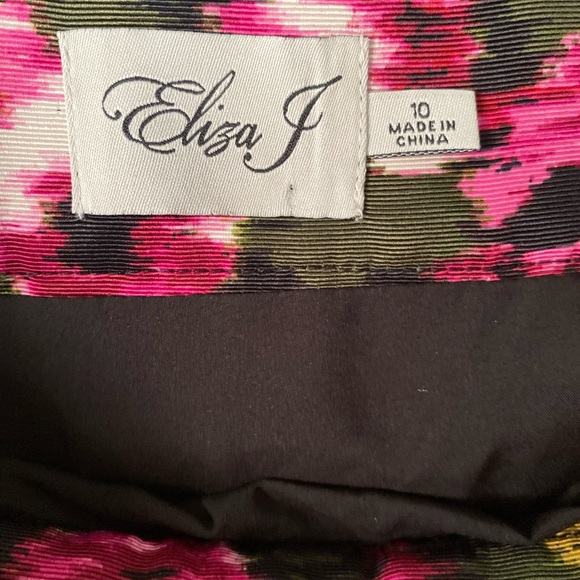 Eliza J Fllral Pleated Midi Skirt Black and Red Pink Yellow Size 10 - Picture 6 of 15